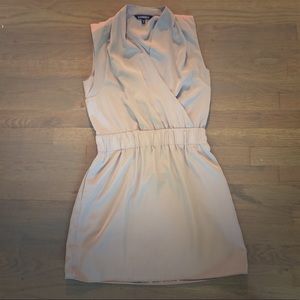 Cute, Comfy dress WITH Pockets!!!